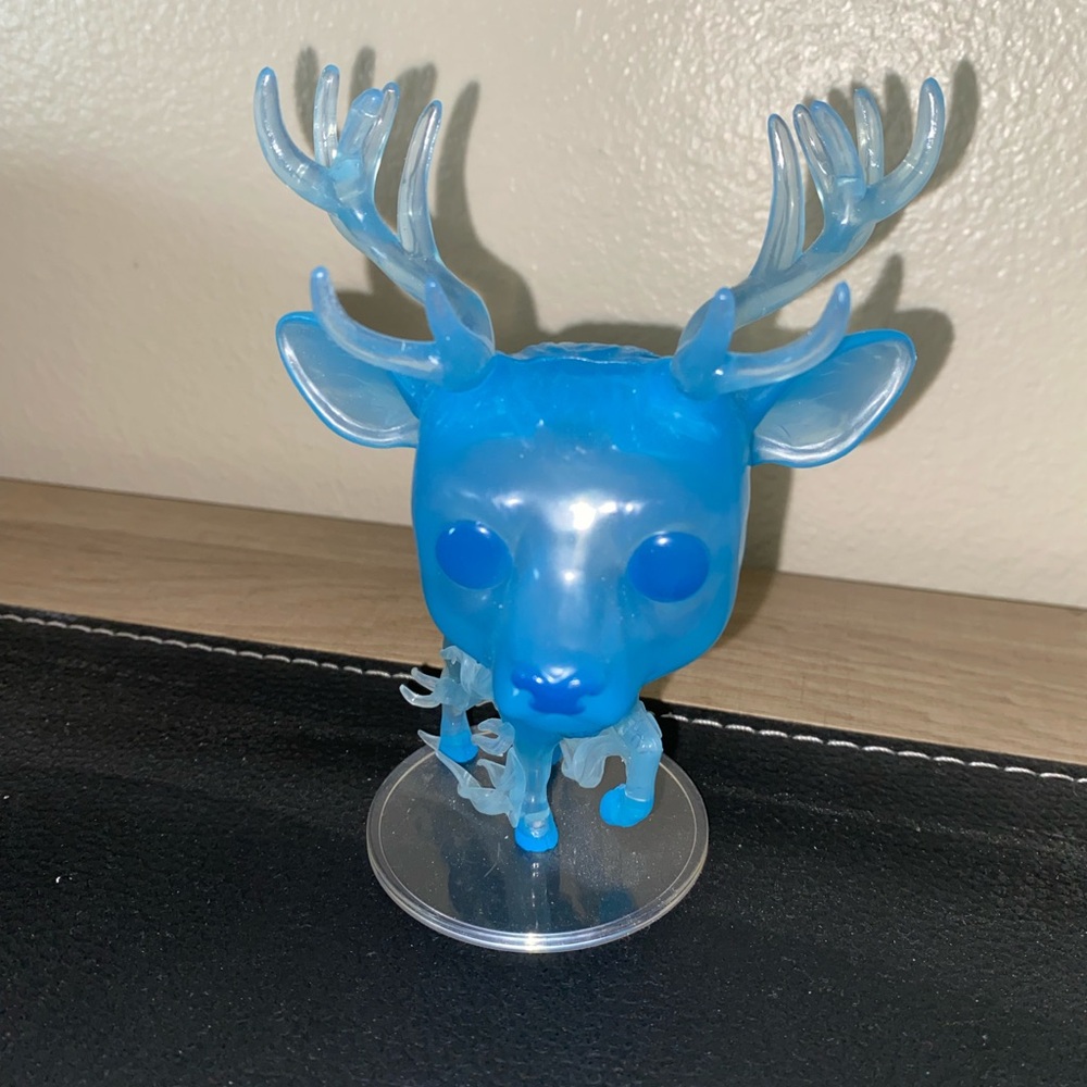 Harry potter patronus figure